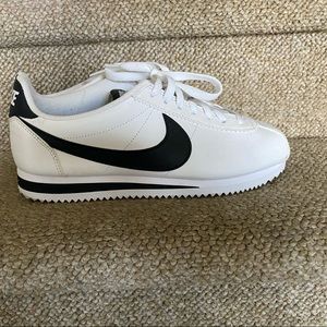 Nike Womens Cortez